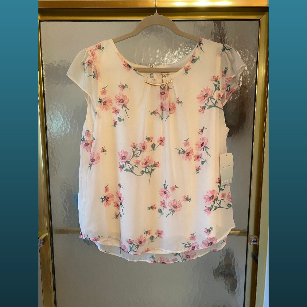 Lily White | Cream Floral Blouse